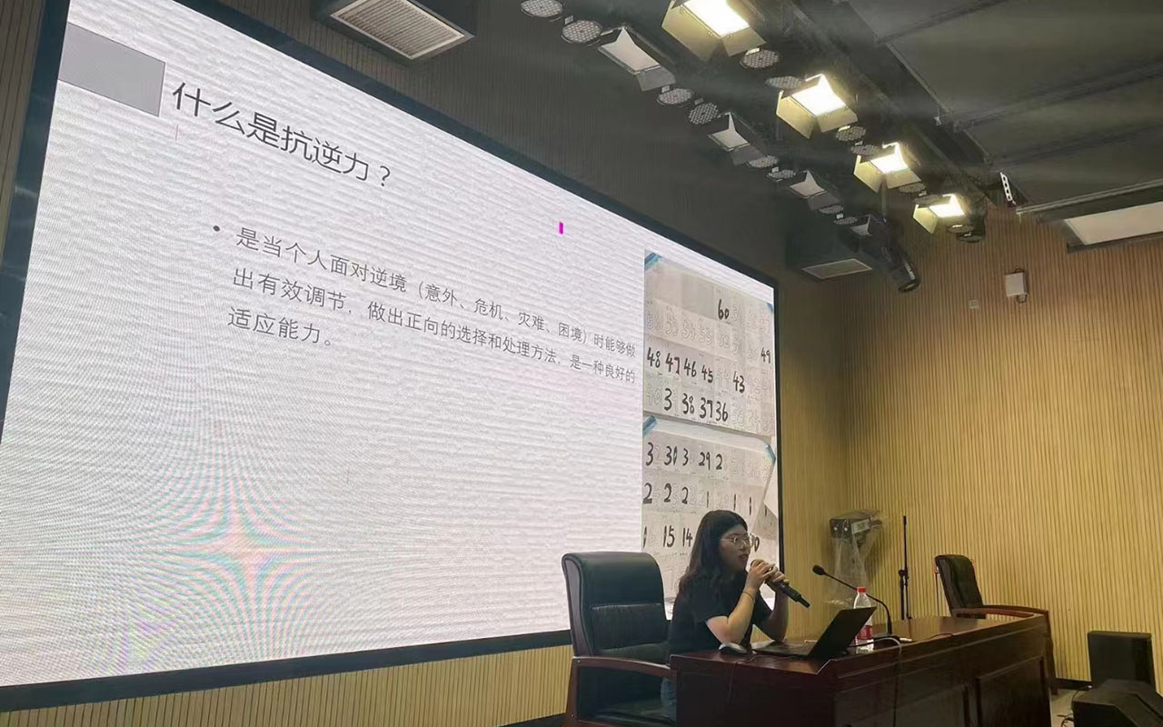 昆山董玉娣中学